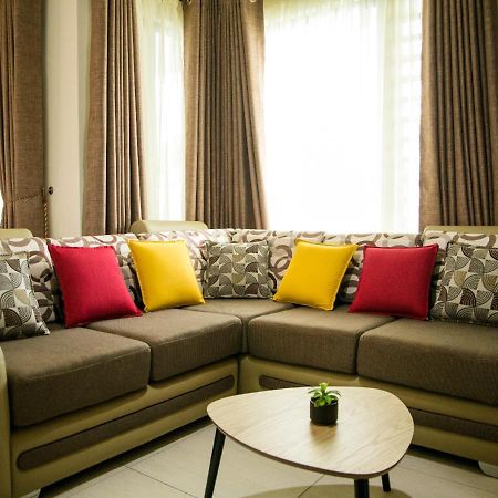 Luxury 2 Bedroom Apartment With Pool - Close To Flic-En-Flac Beach Екстер'єр фото