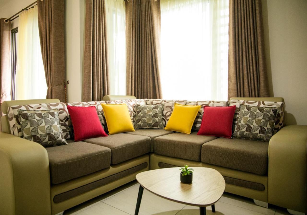 Luxury 2 Bedroom Apartment With Pool - Close To Flic-En-Flac Beach Екстер'єр фото