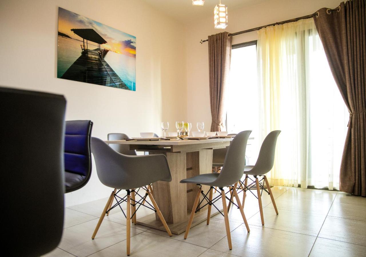 Luxury 2 Bedroom Apartment With Pool - Close To Flic-En-Flac Beach Екстер'єр фото