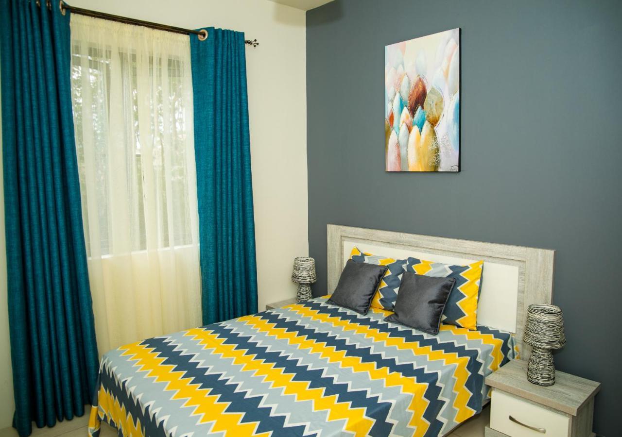 Luxury 2 Bedroom Apartment With Pool - Close To Flic-En-Flac Beach Екстер'єр фото