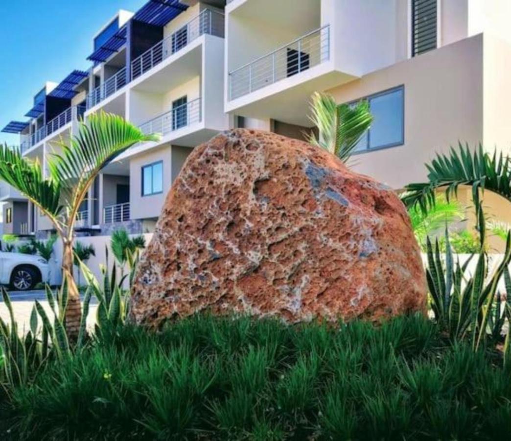 Luxury 2 Bedroom Apartment With Pool - Close To Flic-En-Flac Beach Екстер'єр фото